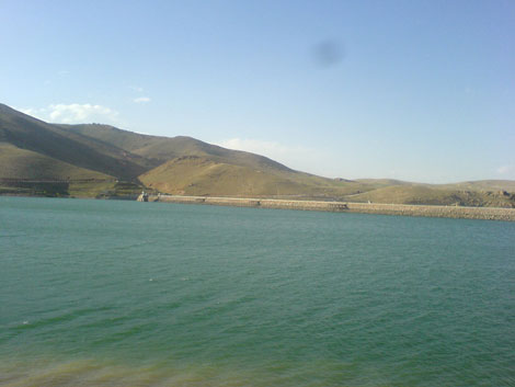  دریاچه سد مهاباد ,گردشگری ایران